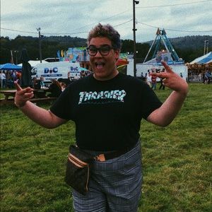 Meet your Posher, Jordan